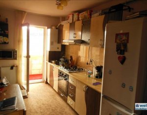 Lakás 2 szobák eladó on Floresti