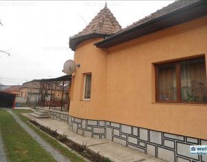 Ház 4 szobák eladó on Floresti