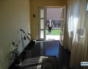 Ház 5 szobák eladó on Floresti