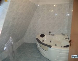 Lakás 3 szobák eladó on Floresti