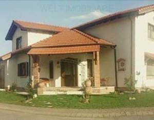 Maison 5 chambres à vendre dans Floresti