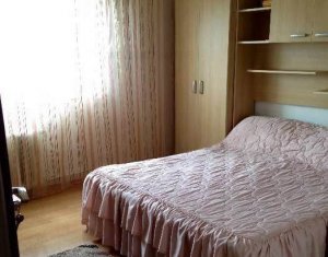 Appartement 4 chambres à vendre dans Cluj-napoca, zone Marasti