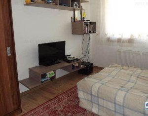 Lakás 3 szobák eladó on Floresti