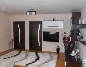Appartement 5 chambres à vendre dans Floresti