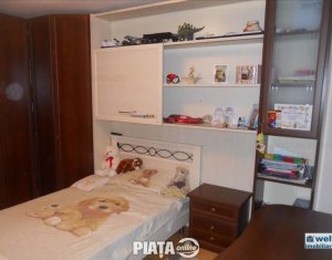 Appartement 5 chambres à vendre dans Floresti