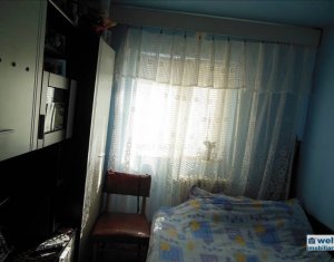 Appartement 4 chambres à vendre dans Cluj-napoca, zone Manastur