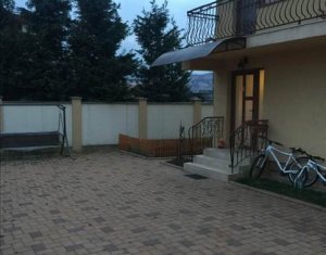 Ház 5 szobák eladó on Floresti