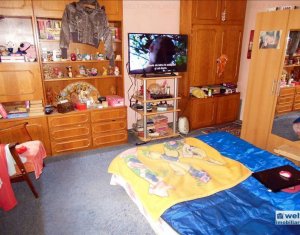 Maison 4 chambres à vendre dans Cluj-napoca, zone Someseni