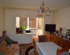 Lakás 4 szobák eladó on Cluj-napoca, Zóna Baciu