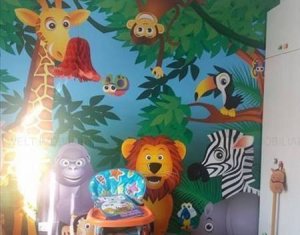 Lakás 3 szobák eladó on Floresti