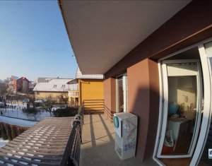 , 200m2 dans Cluj-napoca, zone Buna Ziua