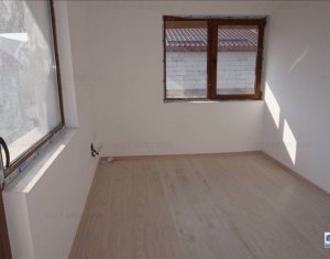 Ház 4 szobák eladó on Floresti