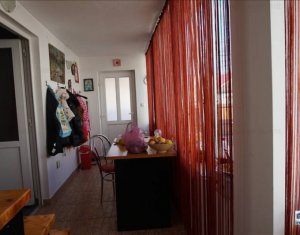 Ház 3 szobák eladó on Floresti