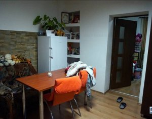 Maison 3 chambres à vendre dans Cluj-napoca, zone Marasti