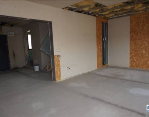 Ház 5 szobák eladó on Floresti