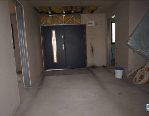 Ház 5 szobák eladó on Floresti