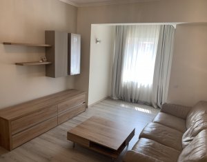 Appartement 3 chambres à louer dans Cluj-napoca, zone Centru