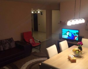 Appartement 3 chambres à vendre dans Floresti