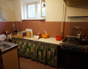 Maison 4 chambres à vendre dans Cluj-napoca, zone Dambul Rotund
