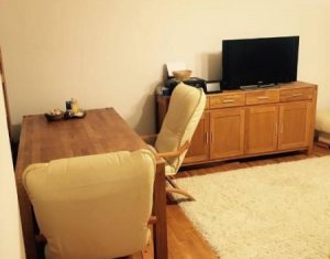 Lakás 2 szobák eladó on Floresti