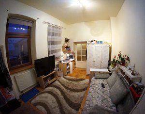 Appartement 3 chambres à vendre dans Cluj-napoca, zone Centru