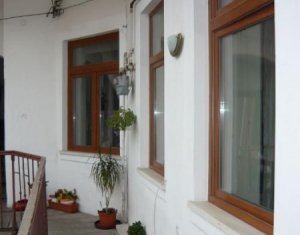 Appartement 3 chambres à vendre dans Cluj-napoca, zone Centru