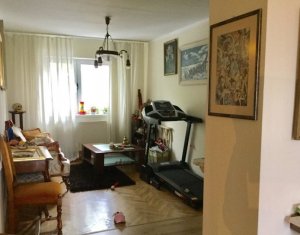Appartement 4 chambres à vendre dans Cluj-napoca, zone Marasti