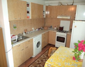 Appartement 3 chambres à vendre dans Floresti