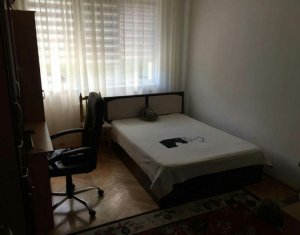 Appartement 3 chambres à vendre dans Cluj-napoca, zone Gruia