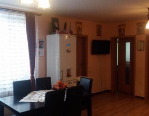 Appartement 3 chambres à vendre dans Floresti