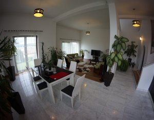 Maison 6 chambres à vendre dans Cluj-napoca, zone Iris