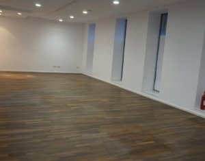 Spatiu comercial 150mp la strada, zona centrala cu trafic intens, 2 intrari