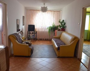 Appartement 4 chambres à vendre dans Cluj-napoca, zone Manastur