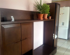 Appartement 3 chambres à louer dans Floresti