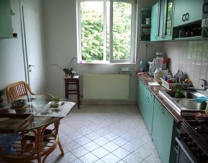 Maison 3 chambres à vendre dans Cluj-napoca, zone Centru
