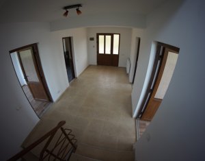 Maison 6 chambres à vendre dans Cluj-napoca, zone Iris
