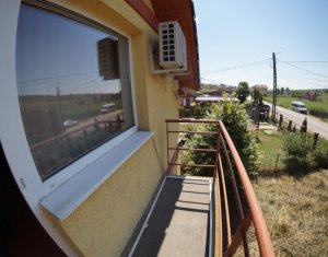 Maison 4 chambres à vendre dans Chinteni