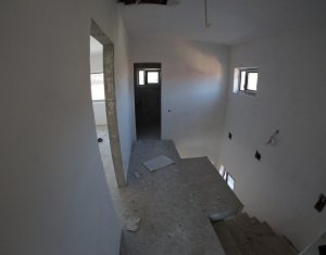 Ház 4 szobák eladó on Cluj-napoca, Zóna Manastur