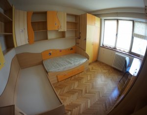 Lakás 4 szobák kiadó on Cluj-napoca, Zóna Andrei Muresanu