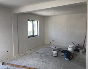 Ház 4 szobák eladó on Floresti