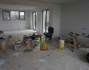 , 240m2 dans Floresti