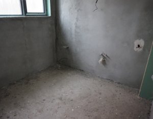 Maison 5 chambres à vendre dans Floresti