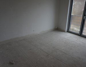 Maison 5 chambres à vendre dans Floresti