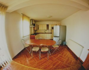 , 137m2 dans Cluj-napoca, zone Zorilor