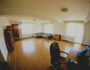 Appartement 4 chambres à louer dans Cluj-napoca, zone Zorilor