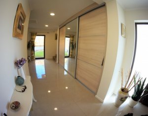 Maison 6 chambres à vendre dans Cluj-napoca, zone Borhanci