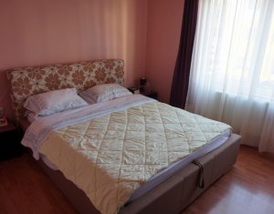 Lakás 3 szobák eladó on Floresti