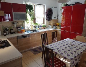 Ház 5 szobák kiadó on Cluj-napoca, Zóna Floresti