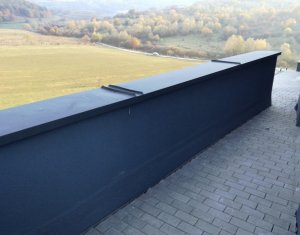 Lakás 3 szobák eladó on Floresti