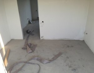 Lakás 3 szobák eladó on Floresti